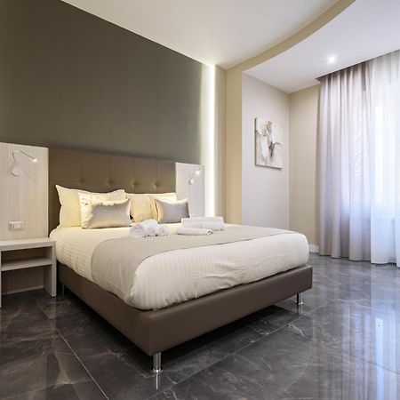 Deda & Fove Hotel เนเปิลส์ ภายนอก รูปภาพ